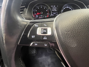 Volkswagen Passat 1.4 Tsi 150ch Dsg7 Confortline Passat 111 586km