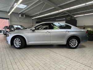 Volkswagen Passat 1.4 Tsi 150ch Dsg7 Confortline Passat 111 586km