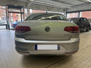 Volkswagen Passat 1.4 Tsi 150ch Dsg7 Confortline Passat 111 586km
