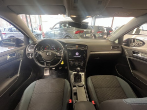 Volkswagen Golf Iq Drive 1.0 Tsi 115 Ch Golf 40 495km