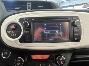 Toyota Yaris 1.3 Vvti 99ch Design Yaris 103 953km