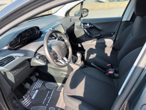 Peugeot 208 1.6 Blue Hdi 75 Ch Style 208 76 468km