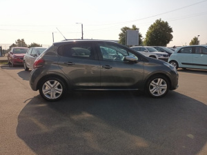 Peugeot 208 1.6 Blue Hdi 75 Ch Style 208 76 468km