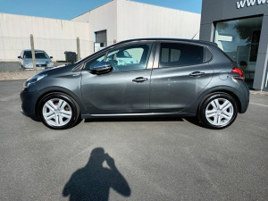 Peugeot 208 1.6 Blue Hdi 75 Ch Style 208 76 468km