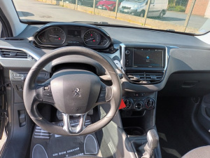 Peugeot 208 1.6 Blue Hdi 75 Ch Style 208 76 468km