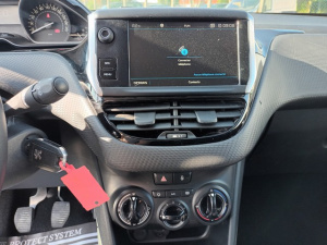 Peugeot 208 1.6 Blue Hdi 75 Ch Style 208 76 468km