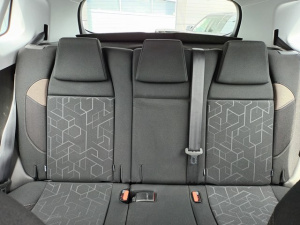 Peugeot 2008 1.6 Blue Hdi 100 Ch S&s Active Business 2008 98 385km
