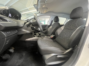 Peugeot 2008 1.6 Blue Hdi 100 Ch Active 2008 74 536km