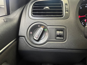 Volkswagen Polo 1.2 Tsi 90ch Lounge Polo 106 307km