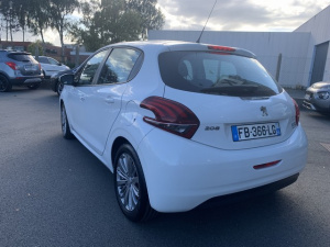 Peugeot 208 Bvm5 82ch Active Distrib Ok 208 51 849km