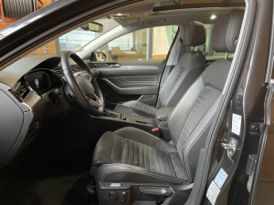 Volkswagen Passat Sw 2.0 Tdi 150 Dsg7 R-line Passat Sw 124 094km