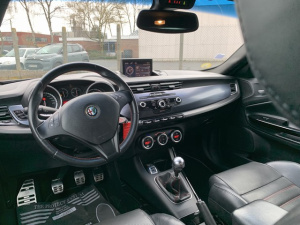 Alfa Romeo Giulietta 2.0 Jtdm 170 Exclusive-distribution Ok Giulietta 112 350km