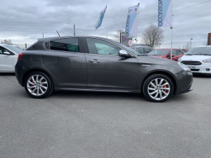 Alfa Romeo Giulietta 2.0 Jtdm 170 Exclusive-distribution Ok Giulietta 112 350km