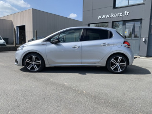 Peugeot 208 1.6 Bluehdi 100 Ch Gt Line 208 137 624km