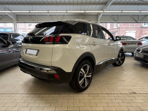 Peugeot 3008 1.5 Bluehdi 130 Eat8 Allure 3008 133 258km