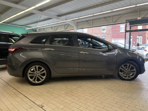 Hyundai I30 Sw 1.6 Crdi 110 Bluedrive I30 Sw 115 818km