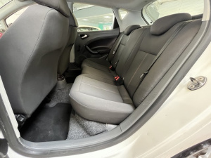 Seat Ibiza 1.4 16v 85 Reference Ibiza 121 338km