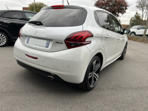 Peugeot 208 Bluehdi 100 Bvm5 Gt Line 208 133 733km