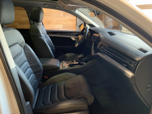 Volkswagen Touareg 3.0 Tdi 286ch Tiptronic 8 4motion Carat Ex Touareg 132 450km