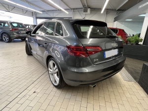 Audi A3 Sportback 1.6 Tdi 110 S Line A3 Sportback 122 404km