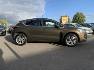 Ds Ds4 E-hdi 115 So Chic Ds4 114 900km