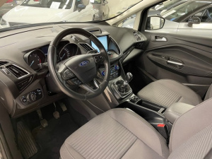 Ford Grand C-max 1.5 Tdci 120 Titanium 7pl C-max 145 611km