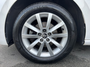 Skoda Scala 1.6 Tdi 116ch Dsg7 Business Scala 116 709km