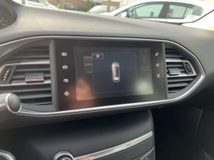 Peugeot 308  1.6 Bluehdi 120ch Eat6 Allure 308 132 625km