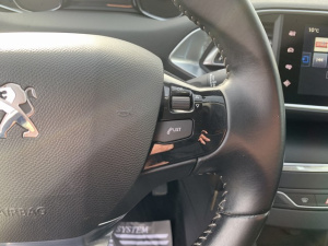 Peugeot 308  1.6 Bluehdi 120ch Eat6 Allure 308 132 625km