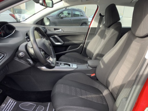 Peugeot 308  1.6 Bluehdi 120ch Eat6 Allure 308 132 625km
