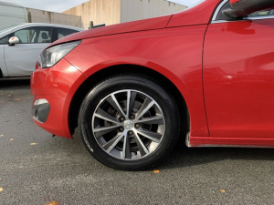 Peugeot 308  1.6 Bluehdi 120ch Eat6 Allure 308 132 625km