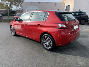Peugeot 308  1.6 Bluehdi 120ch Eat6 Allure 308 132 625km