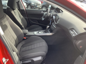 Peugeot 308  1.6 Bluehdi 120ch Eat6 Allure 308 132 625km