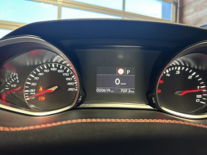 Peugeot 308 1.5 Bluehdi 130 Gt Eat 308 20 557km