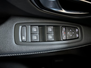 Renault Scenic Iv 1.7 Blue Dci 120 Business Edc Scenic 93 318km
