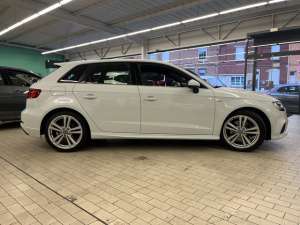 Audi A3 Sportback 35 Tdi 150ch S Line S Tronic 7 A3 Sportback 111 677km