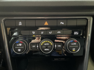 Volkswagen T-roc 2.0 Tdi 150 Ch Dsg7 Iq Drive T-roc 104 091km