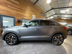 Volkswagen T-roc 2.0 Tdi 150 Ch Dsg7 Iq Drive T-roc 104 091km