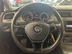 Volkswagen Golf 1.2 Tsi 85ch Bluemotion Golf 104 614km