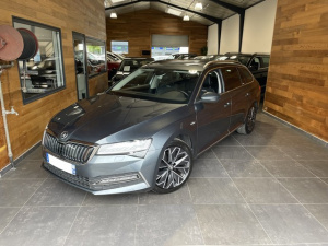 Skoda Superb Combi Laurin & Klement 1.4 Tsi Phev 218 Dsg Superb Combi 95 300km