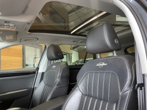 Skoda Superb Combi Laurin & Klement 1.4 Tsi Phev 218 Dsg Superb Combi 95 300km