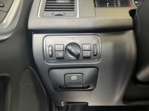 Volvo Xc 60 D4 190 Ch Geartronic 8 Momentum Business Xc 60 132 248km
