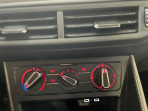Volkswagen Polo 1.0 Tsi 95 Lounge Business Polo 33 227km