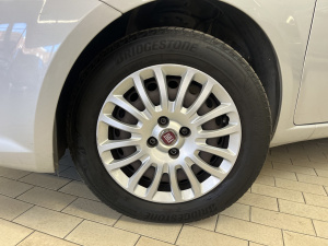 Fiat Punto 1.2 69ch Young Punto 118 481km