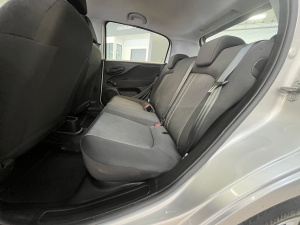 Fiat Punto 1.2 69ch Young Punto 118 481km