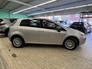 Fiat Punto 1.2 69ch Young Punto 118 481km