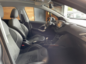 Peugeot 2008 1.6 Blue Hdi 100 Ch Crossway 2008 70 200km