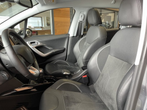 Peugeot 2008 1.6 Blue Hdi 100 Ch Crossway 2008 70 200km