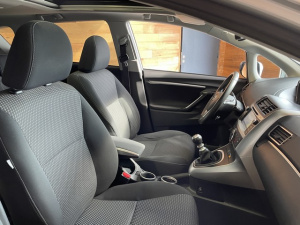 Toyota Verso 112 D4d 7 Pl Skyview Verso 93 400km