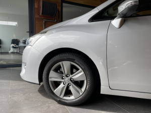 Toyota Verso 112 D4d 7 Pl Skyview Verso 93 400km